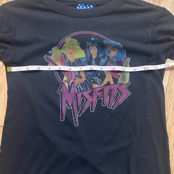 Jem + The Misfits Tshirt Bundle (2x Shirts) - Picture 3 of 4